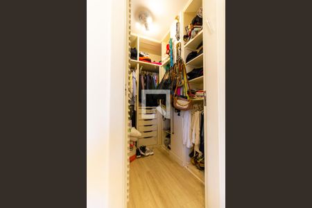 Apartamento à venda com 320m², 3 quartos e 3 vagasCloset da suíte