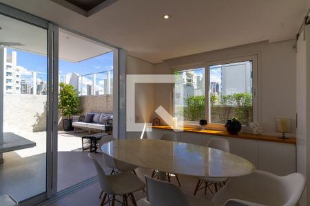 Apartamento à venda com 320m², 3 quartos e 3 vagasSala