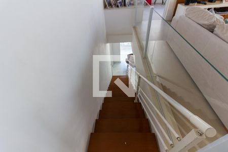 Apartamento à venda com 320m², 3 quartos e 3 vagasEscada