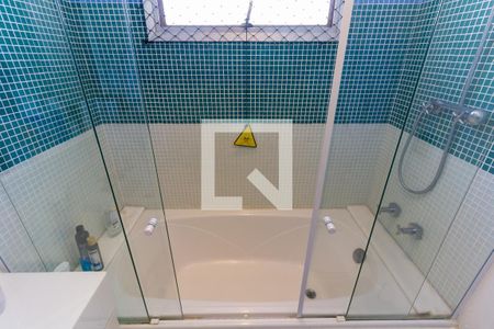 Apartamento à venda com 320m², 3 quartos e 3 vagasBanheiro Social