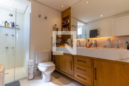 Apartamento à venda com 320m², 3 quartos e 3 vagasBanheiro da Suíte