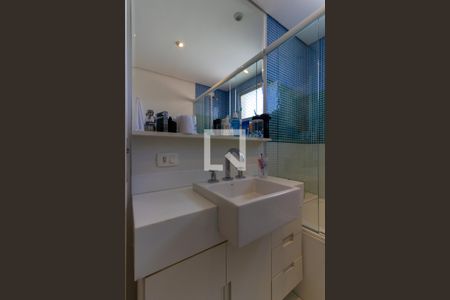 Apartamento à venda com 320m², 3 quartos e 3 vagasBanheiro Social