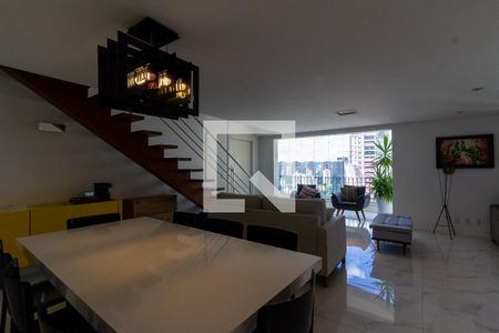 Apartamento à venda com 320m², 3 quartos e 3 vagasSala