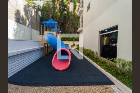 Apartamento à venda com 320m², 3 quartos e 3 vagasÁrea comum - Playground