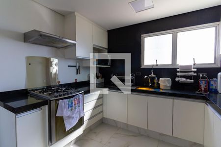 Apartamento à venda com 320m², 3 quartos e 3 vagasCozinha