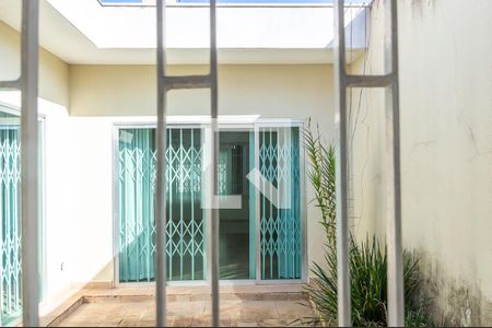 Casa à venda com 250m², 3 quartos e 4 vagasVista do Quarto 2