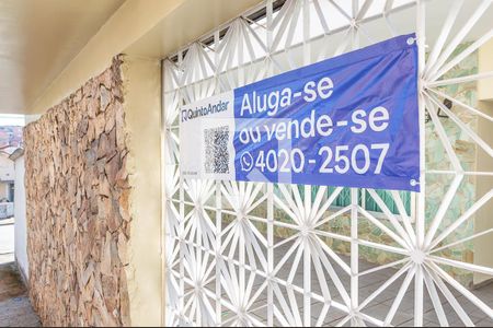 Casa à venda com 250m², 3 quartos e 4 vagasPlaca