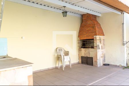 Casa à venda com 250m², 3 quartos e 4 vagasChurrasqueira