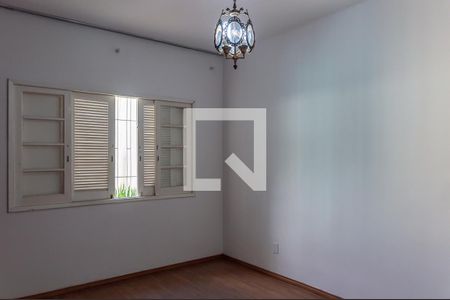 Casa à venda com 250m², 3 quartos e 4 vagasQuarto 2