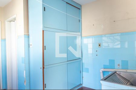 Casa à venda com 250m², 3 quartos e 4 vagasÁrea de Serviço