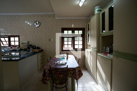 Casa de condomínio à venda com 509m², 5 quartos e 4 vagascozinha / copa