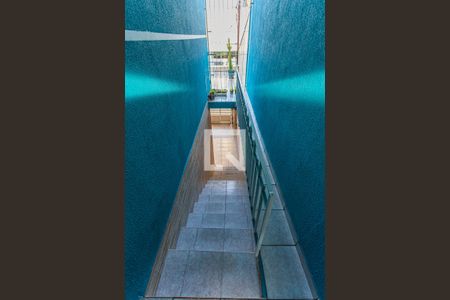 Casa à venda com 284m², 4 quartos e 3 vagasEscada Garagem