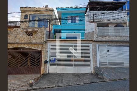 Casa à venda com 284m², 4 quartos e 3 vagasFachada