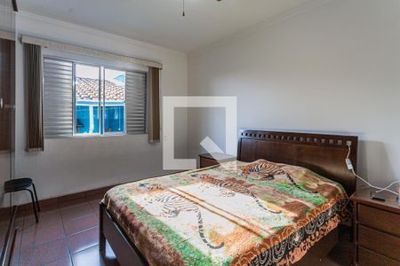 Casa à venda com 284m², 4 quartos e 3 vagasSuíte