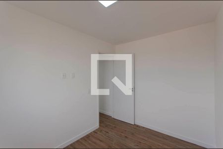 Quarto 1 de apartamento para alugar com 2 quartos, 41m² em Vila Penteado, São Paulo