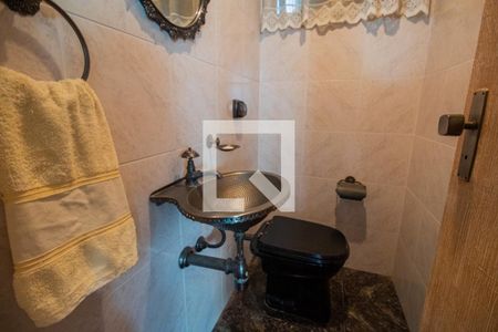 Apartamento à venda com 132m², 4 quartos e 2 vagas Apartamento à venda com 132m², 4 quartos e 2 vagasLavabo