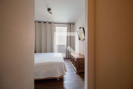 Apartamento à venda com 132m², 4 quartos e 2 vagas Apartamento à venda com 132m², 4 quartos e 2 vagasSuíte master