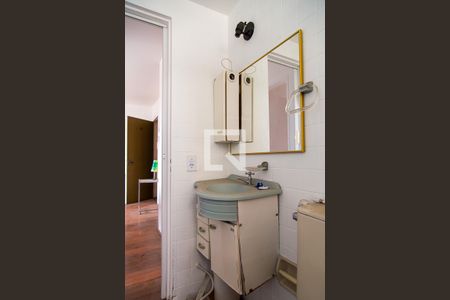 Banheiro de apartamento à venda com 1 quarto, 50m² em Vila Paulista, São Paulo