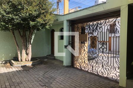 Casa à venda com 820m², 3 quartos e 5 vagas Casa à venda com 820m², 3 quartos e 5 vagasGaragem