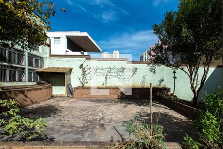 Casa à venda com 820m², 3 quartos e 5 vagas Casa à venda com 820m², 3 quartos e 5 vagasÁrea comum