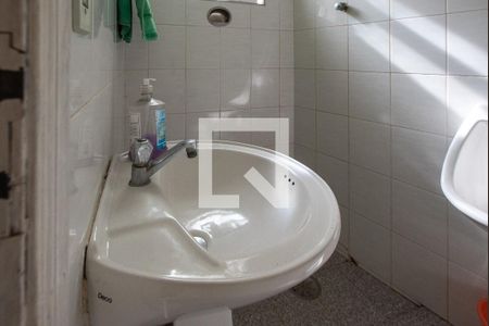 Casa à venda com 820m², 3 quartos e 5 vagas Casa à venda com 820m², 3 quartos e 5 vagasÁrea comum