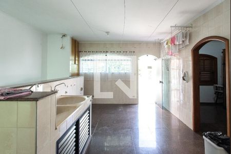 Casa à venda com 820m², 3 quartos e 5 vagas Casa à venda com 820m², 3 quartos e 5 vagasÁrea de Serviço