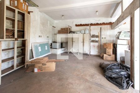 Casa à venda com 820m², 3 quartos e 5 vagas Casa à venda com 820m², 3 quartos e 5 vagasÁrea comum