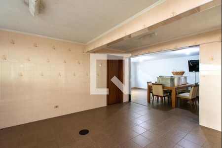 Casa à venda com 820m², 3 quartos e 5 vagas Casa à venda com 820m², 3 quartos e 5 vagasÁrea comum