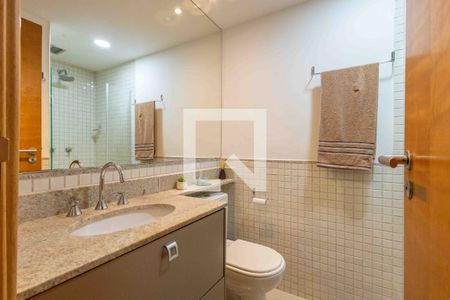 Apartamento para alugar com 92m², 3 quartos e 1 vaga Apartamento para alugar com 92m², 3 quartos e 1 vagaBanheiro Social