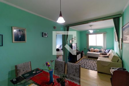 Apartamento à venda com 92m², 2 quartos e 1 vagaSalas