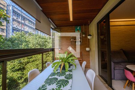 Sala Varanda de apartamento à venda com 3 quartos, 90m² em Tijuca, Rio de Janeiro