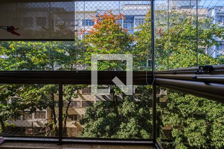 Apartamento à venda com 90m², 3 quartos e 1 vaga Apartamento à venda com 90m², 3 quartos e 1 vagaQuarto 2 Varanda 2