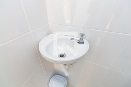 Detalhe do lavabo de apartamento à venda com 2 quartos, 65m² em Vila Valqueire, Rio de Janeiro