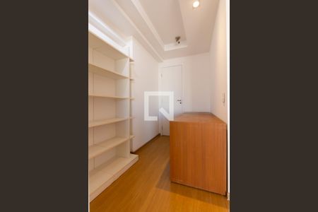 Apartamento à venda com 103m², 2 quartos e 2 vagasEscritório