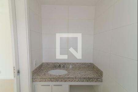 Apartamento à venda com 70m², 2 quartos e 1 vagaBanheiro da Suíte 2