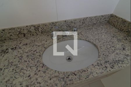 Apartamento à venda com 55m², 2 quartos e sem vagaBanheiro da Suíte 2