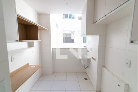 Apartamento à venda com 55m², 2 quartos e sem vagaCozinha e Área de Serviço