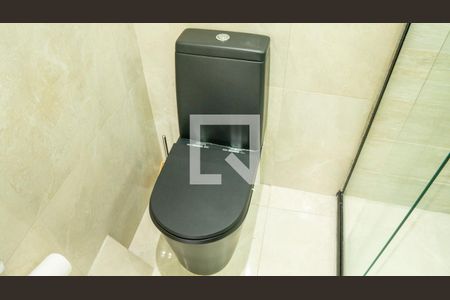 Apartamento à venda com 100m², 2 quartos e sem vagaBanheiro da Suíte