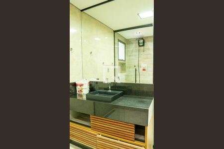 Apartamento à venda com 100m², 2 quartos e sem vagaBanheiro da Suíte