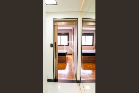 Apartamento à venda com 100m², 2 quartos e sem vagaCloset