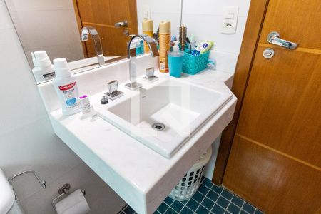 Casa à venda com 302m², 4 quartos e 4 vagasBanheiro da Suíte 3