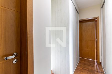 Casa à venda com 302m², 4 quartos e 4 vagasCloset da Suíte 1