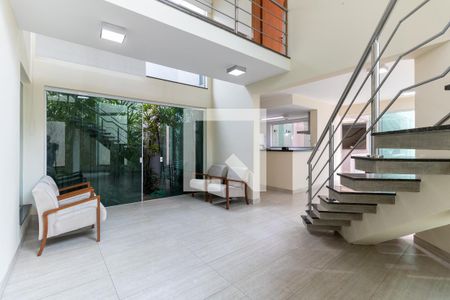 Sala de Star  de casa à venda com 4 quartos, 302m² em Bosque da Saúde, São Paulo