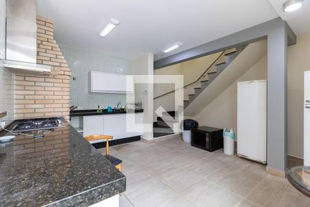 Casa à venda com 302m², 4 quartos e 4 vagasChurrasqueira