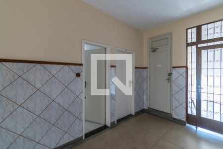Apartamento à venda com 100m², 3 quartos e 1 vagaEntradas do imóvel (Social e serviço)