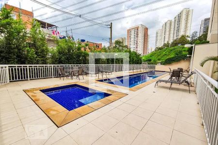 Apartamento à venda com 50m², 2 quartos e 1 vaga Apartamento à venda com 50m², 2 quartos e 1 vagaÁrea Comum - Piscina