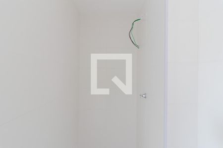 Banheiro de apartamento à venda com 2 quartos, 33m² em Parque Fongaro, São Paulo