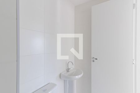 Banheiro de apartamento à venda com 2 quartos, 33m² em Parque Fongaro, São Paulo