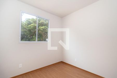 Quarto de apartamento à venda com 2 quartos, 41m² em Rubem Berta, Porto Alegre