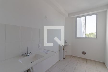 Cozinha e Área de Serviço de apartamento à venda com 2 quartos, 45m² em Jardim Maria Estela, São Paulo